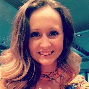 Meet your Posher, Brooke